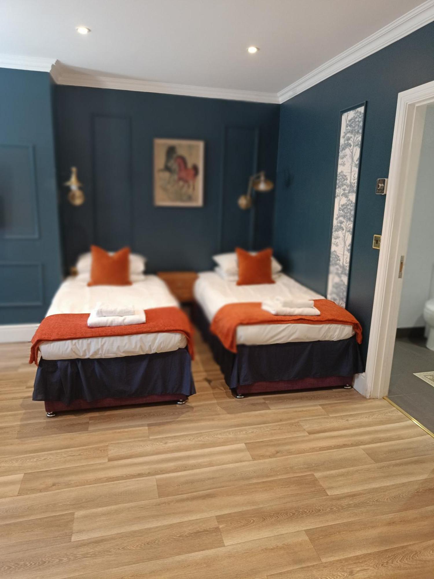 Rooms On The Prom كيلتنهام المظهر الخارجي الصورة