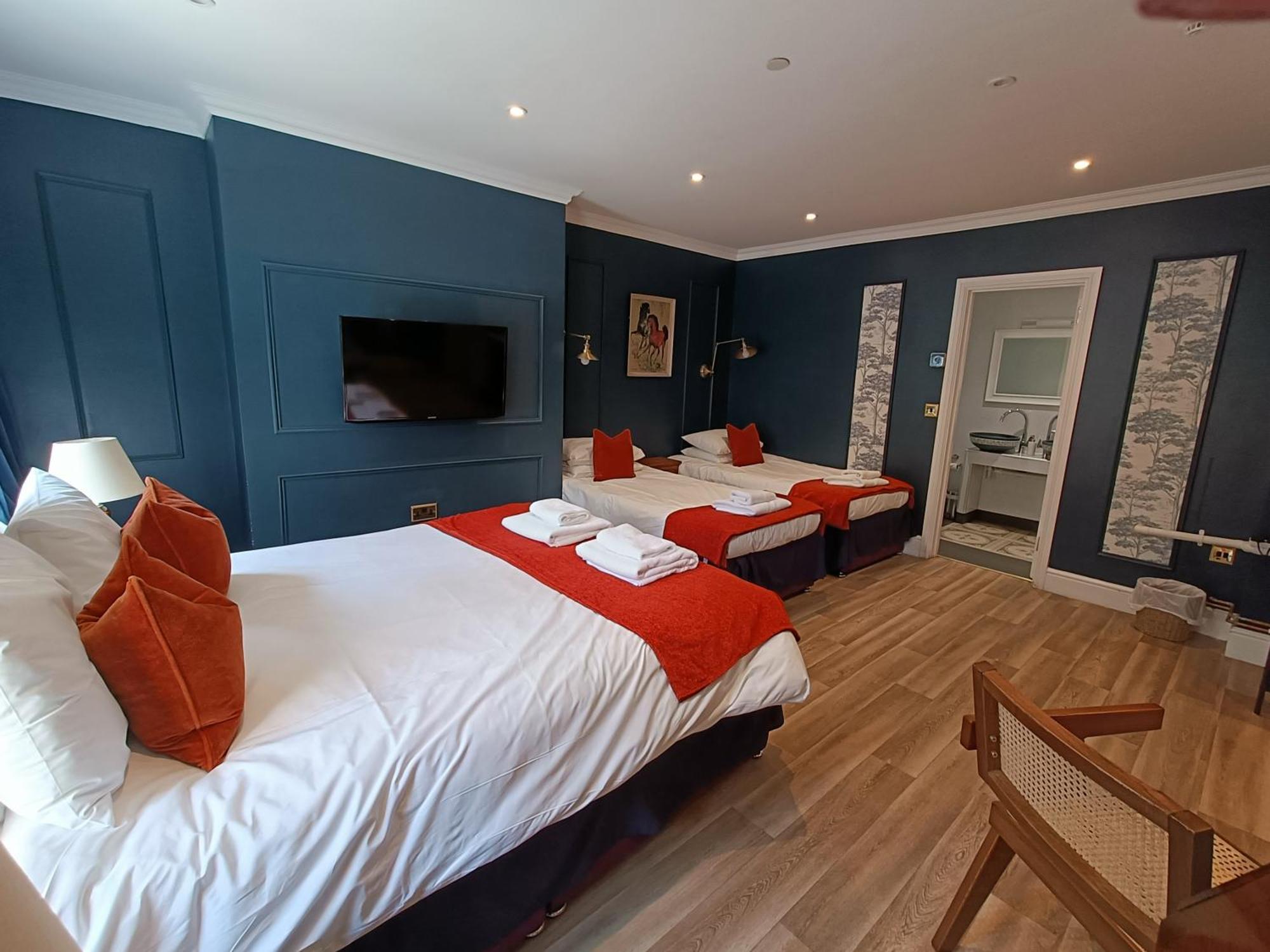 Rooms On The Prom كيلتنهام المظهر الخارجي الصورة