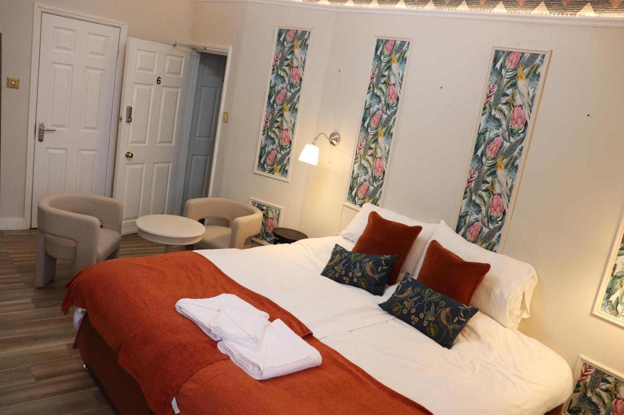 Rooms On The Prom كيلتنهام المظهر الخارجي الصورة
