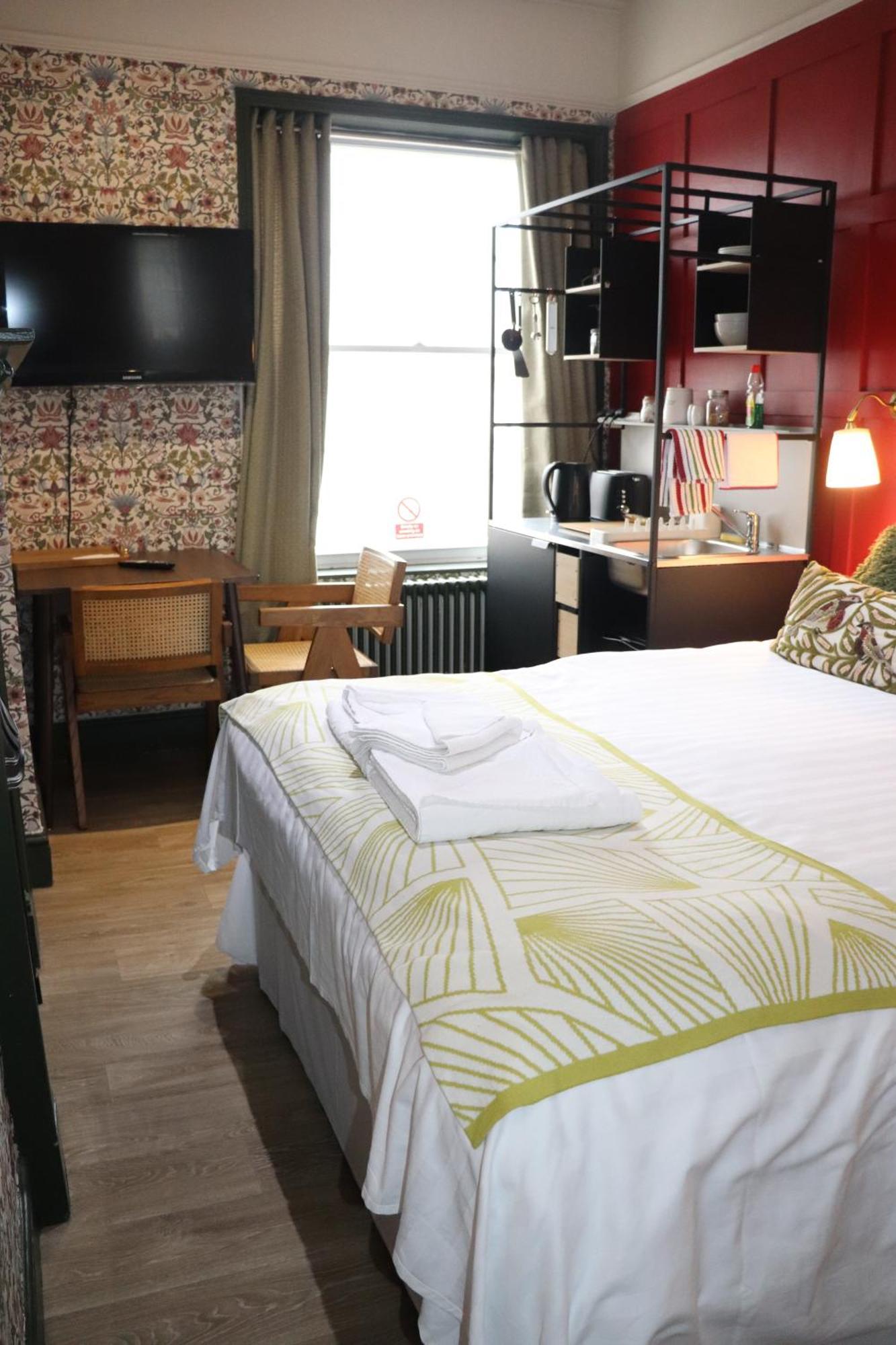 Rooms On The Prom كيلتنهام المظهر الخارجي الصورة